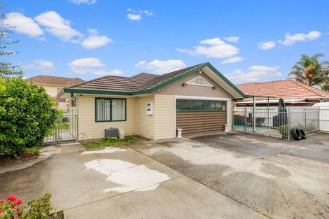 Photo of property in 49d Redoubt Road, Goodwood Heights, Auckland, 2105