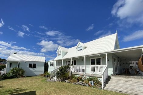 Photo of property in 4 Kakariki Road, Ngunguru, Whangarei, 0173