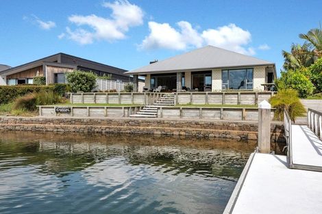 Photo of property in 44 Mariners Haven, One Tree Point, 0118