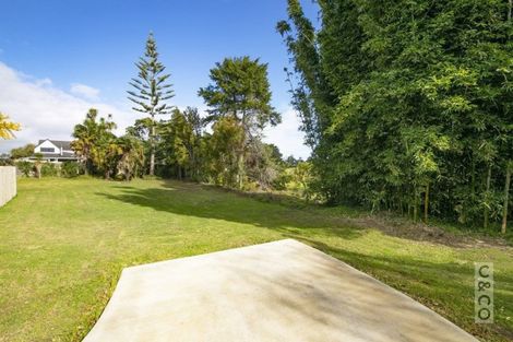 Photo of property in 407a Main Road, Huapai, Kumeu, 0810