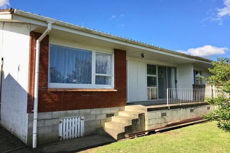 Photo of property in 22 Grande Vue Road, Hillpark, Auckland, 2102