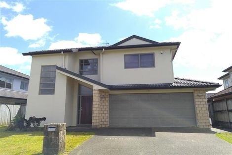 Photo of property in 13 Strundeen Close, Flat Bush, Auckland, 2016