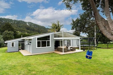 Photo of property in 240 Pipiwai Road, Ngararatunua, Whangarei, 0176