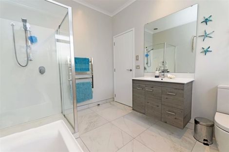 Photo of property in 113 Matua Road, Huapai, Kumeu, 0810