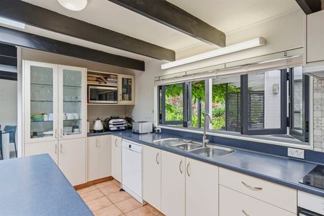 Photo of property in 102 Manly Street, Paraparaumu Beach, Paraparaumu, 5032