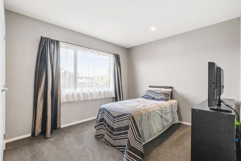 Photo of property in 11a Fernaig Street, Papakura, 2110