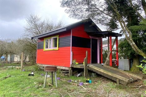 Photo of property in 30 Stafford Street, Blackball, 7804