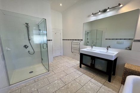 Photo of property in 1 Mozeley Avenue, Devonport, Auckland, 0624