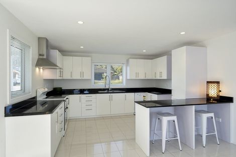 Photo of property in 29 Awatea Avenue, Paraparaumu, 5032