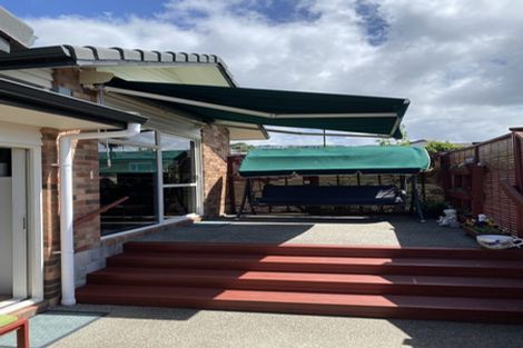 Photo of property in 19 Chesterfield Way, Orewa, 0931