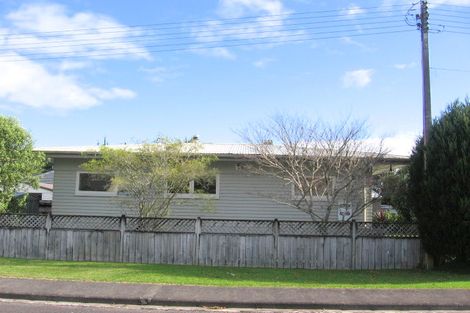 Photo of property in 2a Barberry Lane, Te Atatu Peninsula, Auckland, 0610