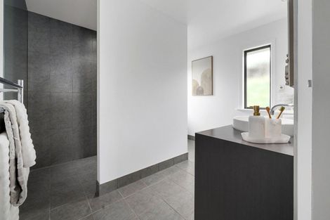 Photo of property in 66 Palliser Drive, Huntington, Hamilton, 3210