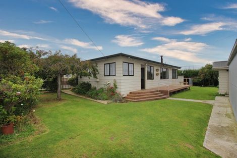 Photo of property in 26 Tokanui-haldane Road, Tokanui, 9884