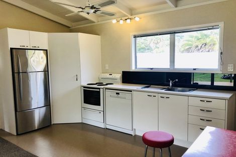 Photo of property in 11 Stack Road, Port Waikato, Tuakau, 2695