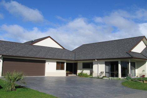 Photo of property in 5 Cotswold Lane, Huntington, Hamilton, 3210