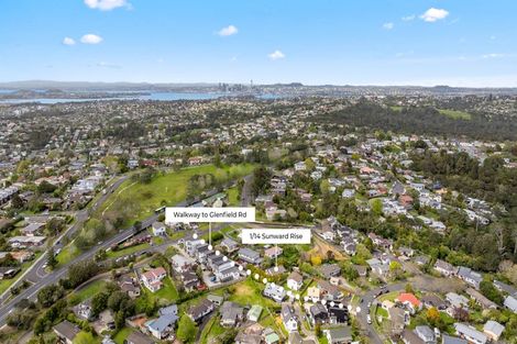 Photo of property in 1/14 Sunward Rise, Glenfield, Auckland, 0629