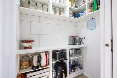 Photo of property in 8 Deborah Place, Dinsdale, Hamilton, 3204