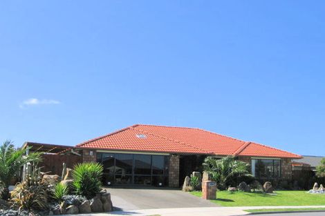 Photo of property in 51 Calypso Drive, Papamoa Beach, Papamoa, 3118