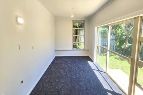 Photo of property in 29 Maratahu Street, Westown, New Plymouth, 4310