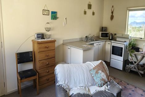 Photo of property in 6 Cullen Road, Waipu, 0582