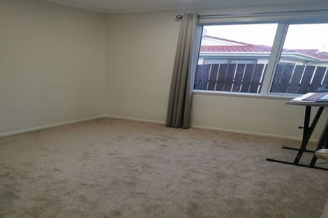 Photo of property in 28 Vandeleur Avenue, Birkdale, Auckland, 0626