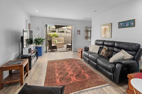 Photo of property in 24 Shoebridge Crescent, Ngunguru, Whangarei, 0173