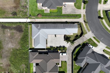 Photo of property in 38 Sirius Crescent, Rototuna North, Hamilton, 3210