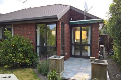 Photo of property in 2/40 Windermere Road, Papanui, Christchurch, 8053