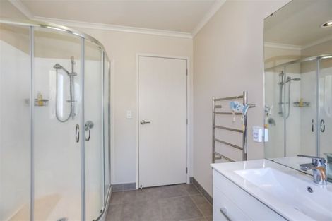 Photo of property in 1 Rees Way, Tuakau, 2121