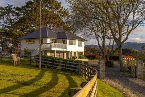 Photo of property in 90 Mcentee Road, Waitakere, Auckland, 0816