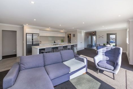 Photo of property in 30 Navy Loop, Rolleston, 7614