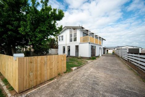 Photo of property in 22 Poaka Avenue, Dinsdale, Hamilton, 3204