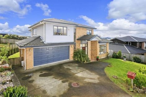 Photo of property in 13 Spoonbill Place, Unsworth Heights, Auckland, 0632