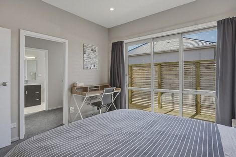 Photo of property in 43 Bradshaw Street, South Dunedin, Dunedin, 9012