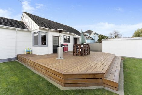 Photo of property in 8 Upham Terrace, Roslyn, Palmerston North, 4414