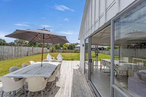 Photo of property in 419 Matarangi Drive, Matarangi, Whitianga, 3592