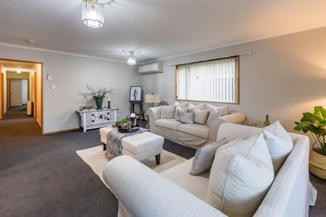 Photo of property in 1/15 Showgate Avenue, Sockburn, Christchurch, 8042