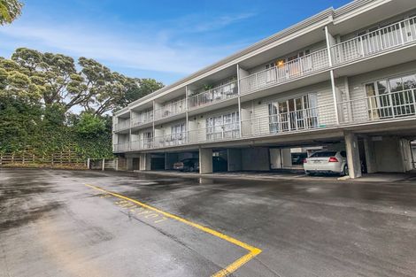 Photo of property in 4m/3 Keystone Avenue, Mount Roskill, Auckland, 1041