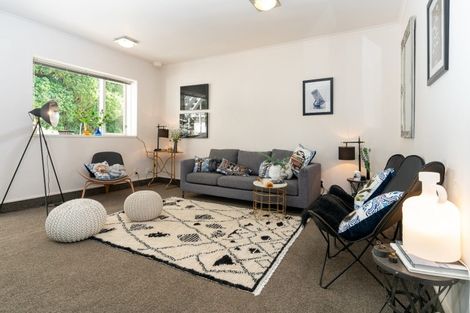 Photo of property in 2/15 Upper Lewisville Terrace, Thorndon, Wellington, 6011