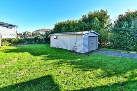 Photo of property in 17 Mclean Avenue, Papatoetoe, Auckland, 2025