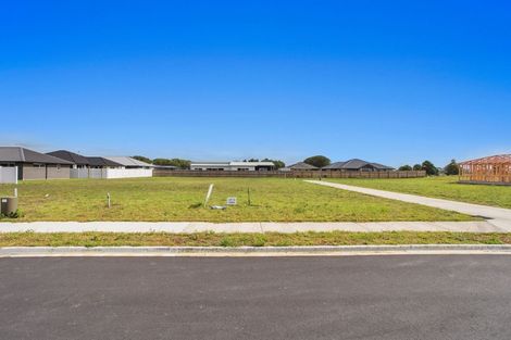 Photo of property in 5 Karearea Drive, Coastlands, Whakatane, 3120