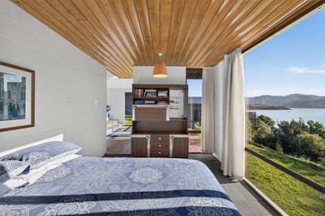 Photo of property in 38 Emerson Crescent, Diamond Harbour, 8971
