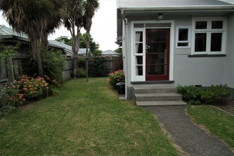 Photo of property in 2/110 Rattray Street, Riccarton, Christchurch, 8041