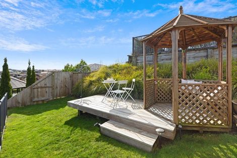 Photo of property in 9 Puhirake Crescent, Pyes Pa, Tauranga, 3112