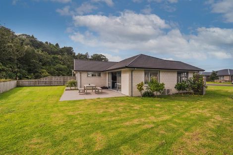 Photo of property in 30 Alf Simpson Drive, Whitianga, 3510