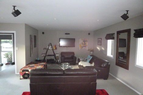 Photo of property in 99 Parkvale Road, Karori, Wellington, 6012