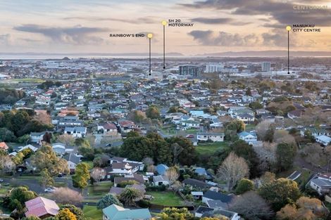 Photo of property in 5 Palmetto Place, Goodwood Heights, Auckland, 2105