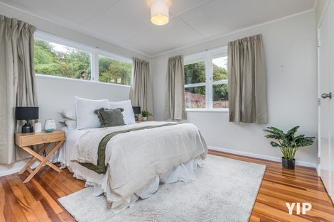 Photo of property in 14 Leona Way, Paparangi, Wellington, 6037