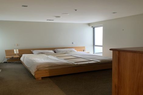 Photo of property in Dune, 2a/138 Oriental Parade, Oriental Bay, Wellington, 6011