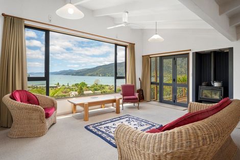 Photo of property in 22 Tirimoana Terrace, Anakiwa, Picton, 7281